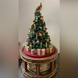Vintage San Fransisco Music Box Co-12 Days of Christmas-Designer Marjorie Sarnet